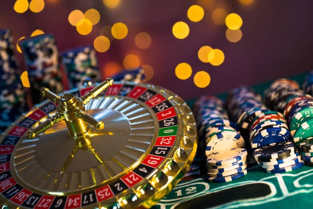 Roulette wheel spinning with ball in motion